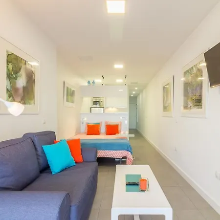 Living Canteras Homes - Beachfront Story Apartment *